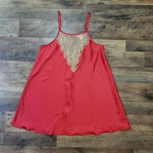 Victoria's Secret Satin Red & Shimmering Gold Lace Babydoll Slip Size Medium